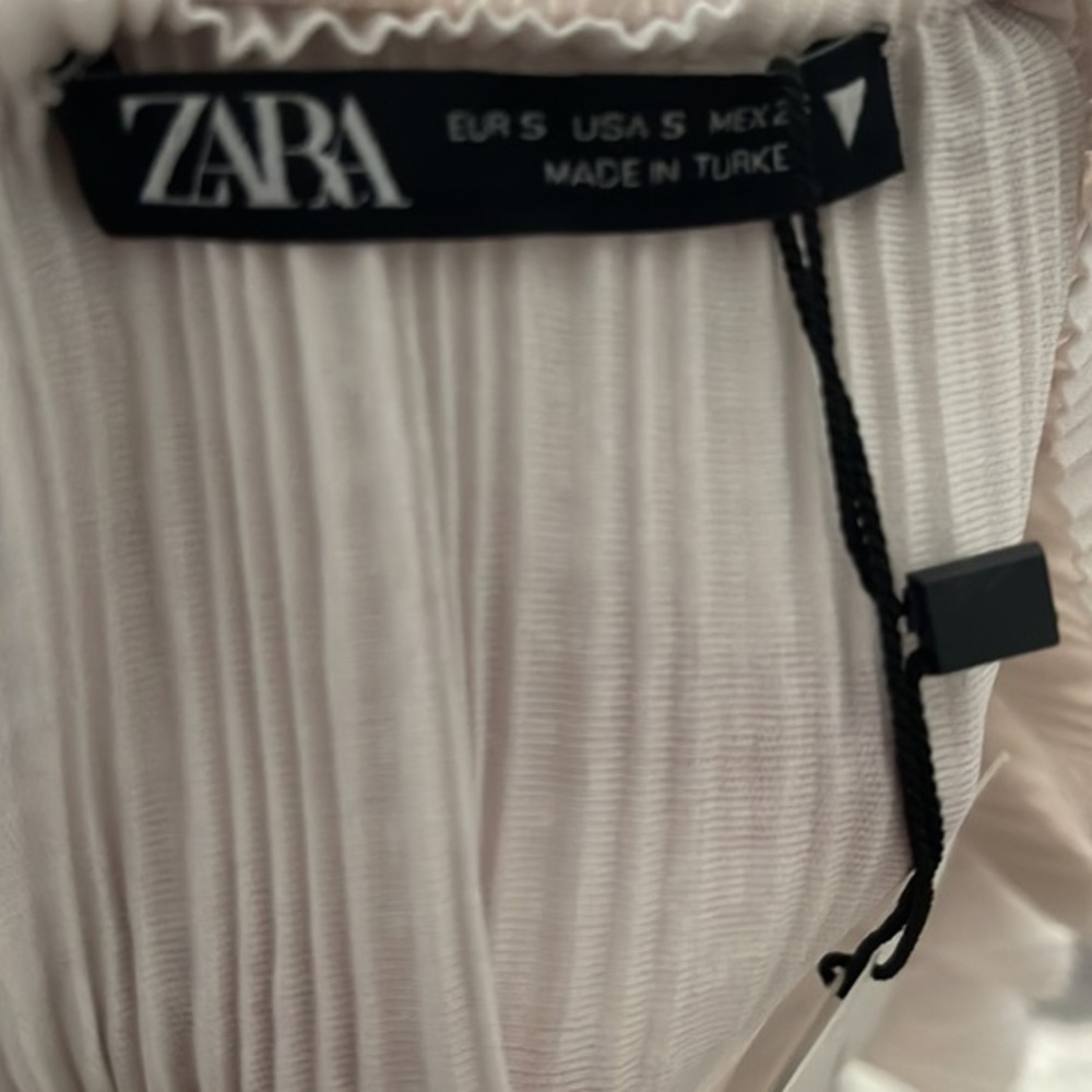 Zara Ruffle Top - Picture 7 of 11